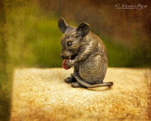 Bronze Mouse | photography, images, and art for hotels, office buildings, homes, restaurants, hospitals, and shopping malls